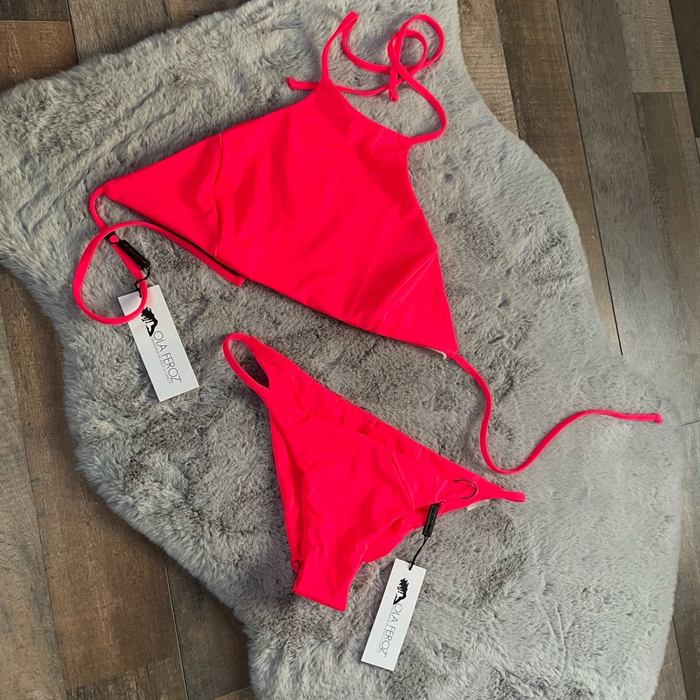 Ola Feroz bikini